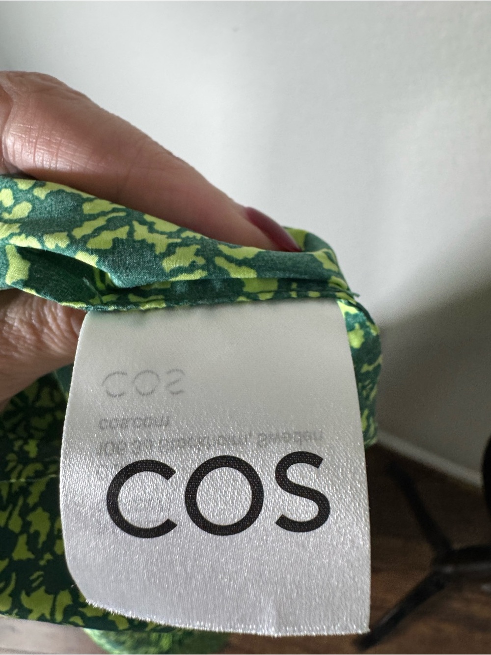 COS Green Smocked Sleeveless Midi Dress Straps Summer size M excellent condition - Picture 4 of 9
